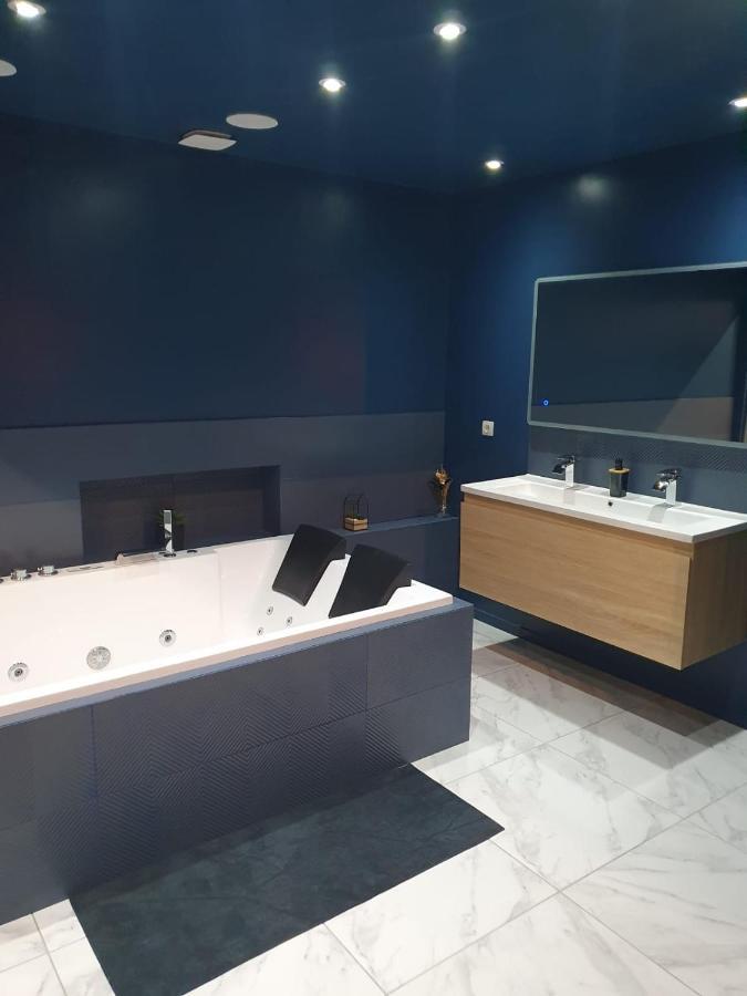 La Suite - Loft Spa Tavernes Dış mekan fotoğraf
