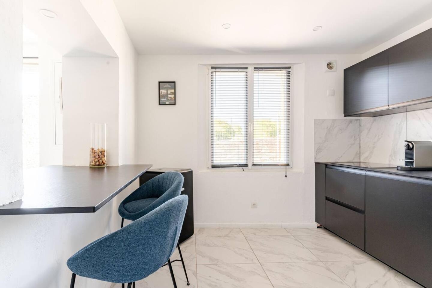La Suite - Loft Spa Tavernes Dış mekan fotoğraf